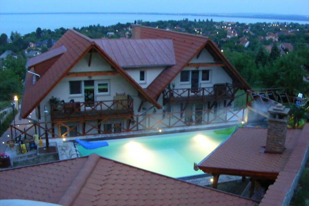 Holidaysport Haus Балатондьёрёк Экстерьер фото