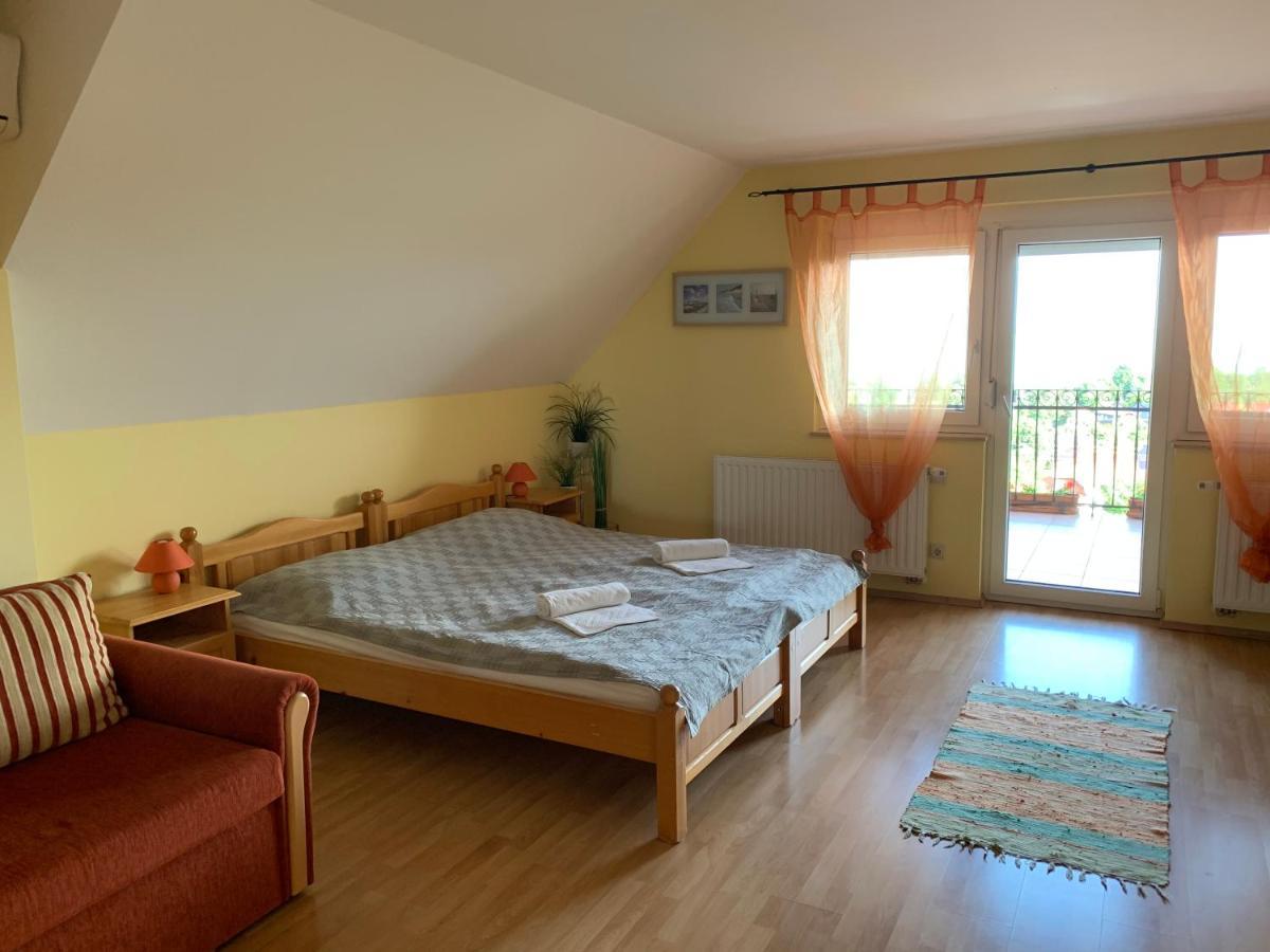 Holidaysport Haus Балатондьёрёк Экстерьер фото